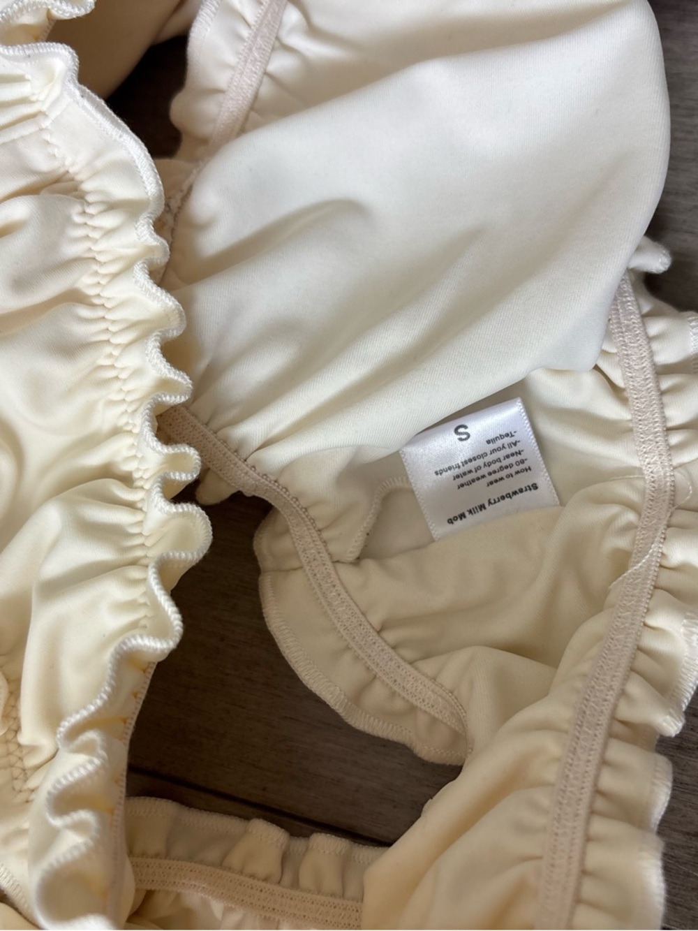 Strawberry Milk Mob Cream Ruched Swim Bottoms - Picture 3 of 4